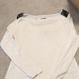 Laundry By Shelli Segal Cream and Black Long Sleeve Top